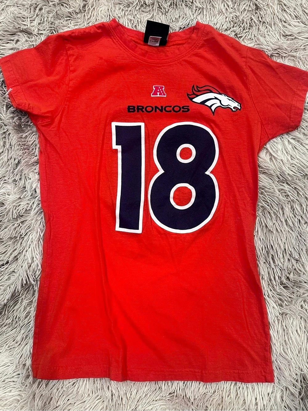NFL Team Apparel Denver Broncos Peyton Manning #18 Player T-Shirt Tee Small